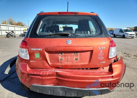 2011 Suzuki Sx4 z USA, uszkodzony, nr VIN JS2YB5A33B6303699